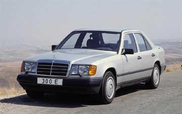 MERCEDES-BENZ E-класса. (W124), 1985-1995 гг. Размеры кузова 1584 - фото 8120