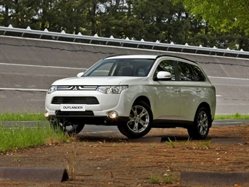 MITSUBISHI Outlander, 2012-. Размеры кузова 3187 - фото 8885