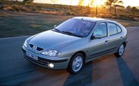 RENAULT Megan, с 1996 г. Размеры кузова 1435